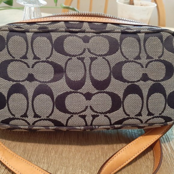 COACH mini navy canvas and tan leather bag - Picture 4 of 9